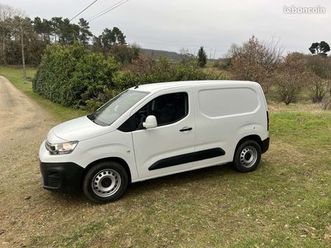 berlingo utilitaire 3 place