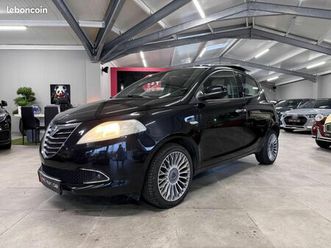 lancia ypsilon 0.9 twinair - 85 s&s bvm5 platinum / garantie 12 mois