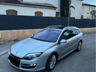 renault laguna iii grandtour initiale paris 2.0 dci 175 bva 4control – full options – très bon état