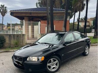 volvo s60 2.4d d5 163ch (kit distribution fait) 2eme main summum luxe 5 cylindres modèle 2006