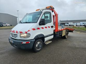 mascott porte voiture dépanneuse plateau