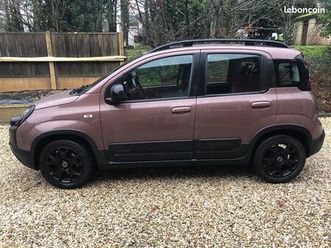 véhicule panda city cross