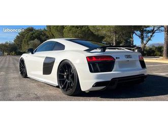 audi r8 v10 plus full carbone
