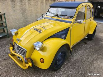 très jolie 2 cv tbe disponible de suite