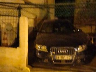 vend audi a6 v6 3.0 quattro