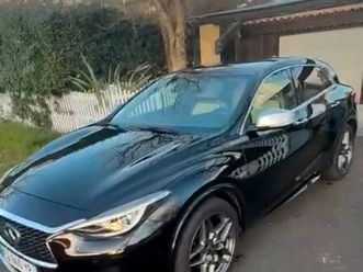 infiniti q30 premium 2.2l