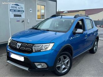 15.000 kms 1 main dacia sandero stepway tce 90ch faibles kms excellent état