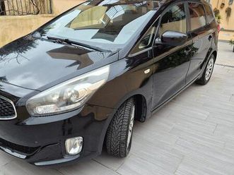 kia carens 7 posti