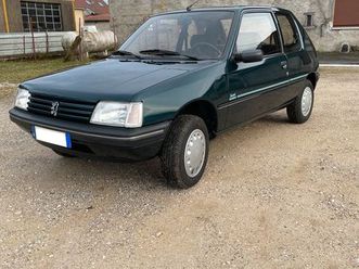 peugeot 205 td sacré numero - 83300 km - etat exceptionnel