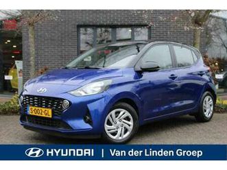 1.0 comfort smart 2 tone navi/cam/carplay/pdc/trek