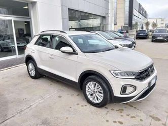t-roc i 2022 1.0 tsi life 110cv - sede marcianise
