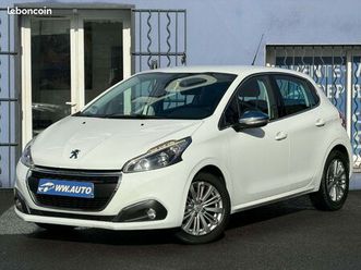 peugeot 208 1.2 i 110ch allure