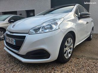 ◊peugeot 208 1.6 blue hdi affaire 75 ch 2 places ⏩️motorisation tres fiable c'est le moteur ⏩️1.6 hdi