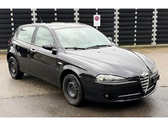 147 2.0 ts 16v distinctive slspd