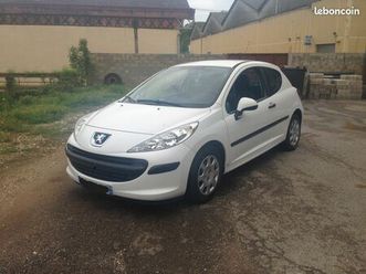 peugeit 207 commerciale