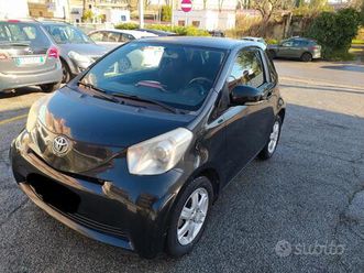 toyota iq 1.0