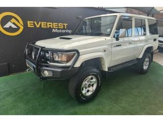 2016 toyota land cruiser 76 4.5 d v8 station wagon