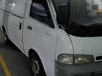 kia motors besta furgão 2.7 diesel 2001