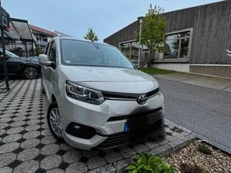 toyota proace city 1,5 d l2 7 sitzplätze