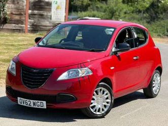 chrysler, ypsilon, hatchback, 2012, manual, 1242 (cc), 5 doors