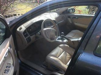 volvo v70 2.4, 2007, expertisée 18.11.2025, services faits canton vaud