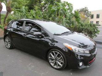2017 kia forte5 sx hatch 200 hp turbo 6-spd roof nav leather xenons