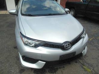 2016 toyota scion im hatchback