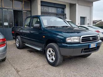 pick-up mazda b2500 4wd