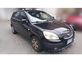 kia rio ii 2007 312000 km