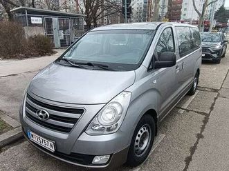 2.5 crdi travel trend