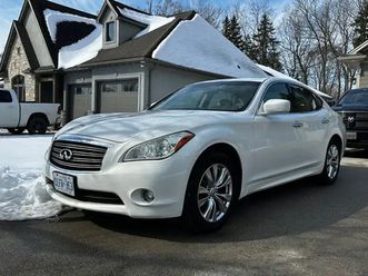 infiniti m37x
