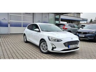 ford focus 1.5 ecoblue titanium magyarországi. vezetett szervizkönyves! áfá-s !