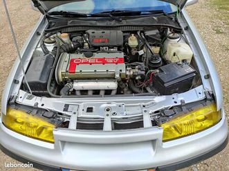 voiture opel calibra 1990