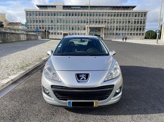 peugeot 207 1.4 agosto/09
