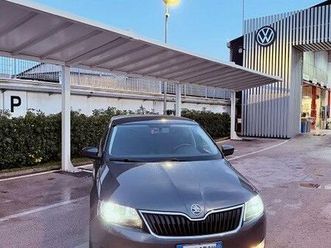 skoda rapid 1.6 tdi cr 105 cv ambition