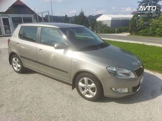 škoda fabia 1.2 active 51 70 samo 74400 km-kot nov