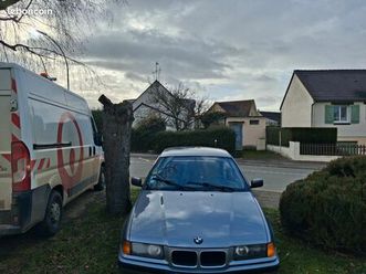 vends ma bmw cause voiture de fonction 4500 à débattre sans contrôle technique roulante