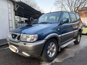 terrano 5p 2.7 tdi se auto
