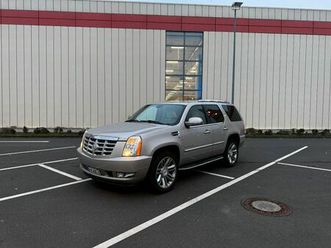 other cadillac escalade