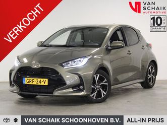 toyota yaris - 1.5 hybrid 115 first edition nl, dealer onderhouden, trekhaak, all-season banden, climate