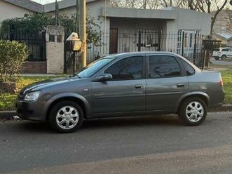 chevrolet classic (corsa) 2012