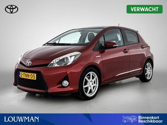 toyota yaris 1.5 hybrid dynamic | panoramadak | navigatie | cruise control | dealer onderhouden | sa