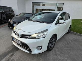 toyota verso