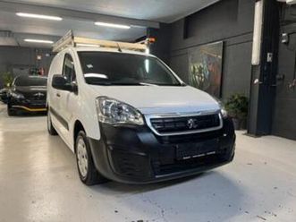 ② peugeot partner **3pl** 12 mois de garantie — peugeot — 2ememain