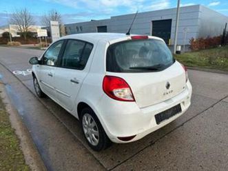 ② renault clio 1.5 diesel 55 kw,bj 2012,euro 5, *5 deurs* — renault — 2ememain