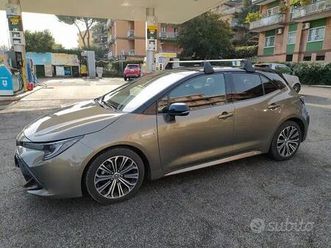 toyota corolla 1.8 hybrid style