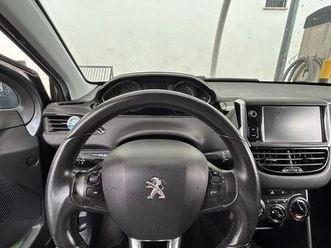 peugeot 208 1.2 puretech active