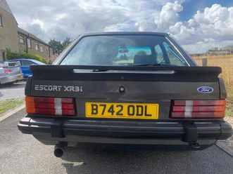 1.6 xr3i hatchback 3dr petrol manual (103 bhp)