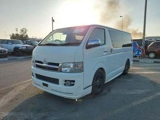 toyota hiace (ramadan offer) toyota hiace van rhd 2006 model 2.0 l petrol automatic(pm41002)