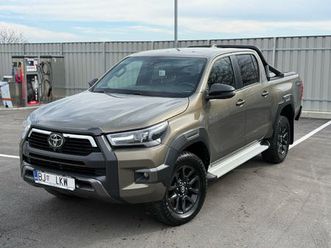 toyota hilux invincible 2.8 full, 2022 god.